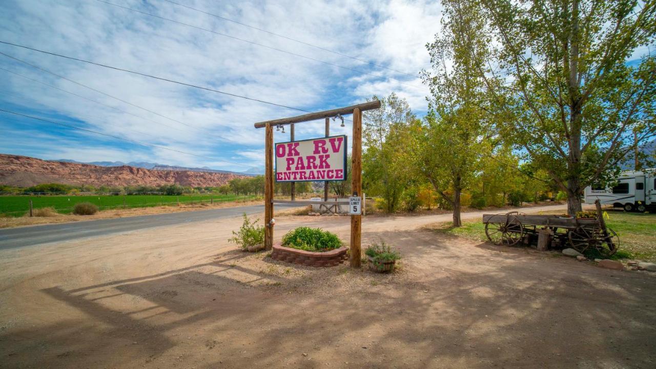 FunStays Glamping Setup Tent in RV Park #1 OK-T1 Moab Exterior foto